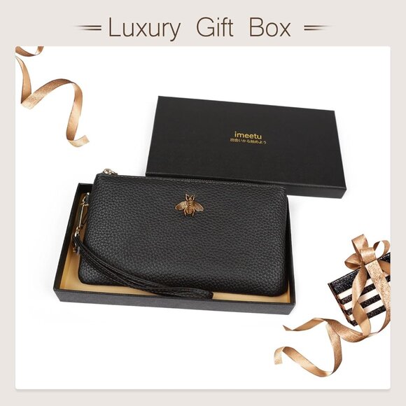 Stylish Women's Wristlet Clutch: Light Yellow Leather with Exquisite Detailing - Picture 5 of 6